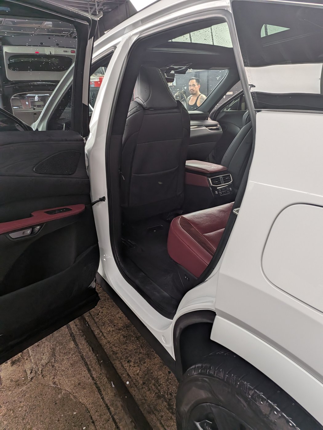Lexus RX red leather interior, detailed